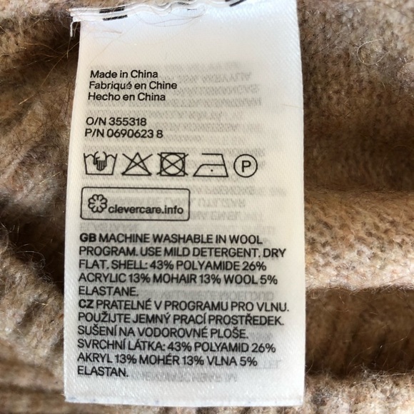 H&M Wool blend cowl neck boxy oversized puff sleeve sweater size small - Picture 5 of 5